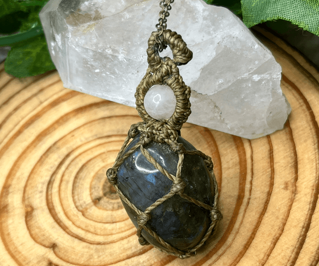 Pendentif « Dragon Egg »