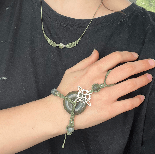 Bijou de Main "Forest Witch"